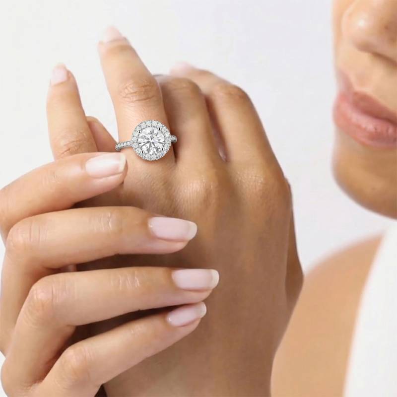 Round Diamond Halo Shoulder Set Ring