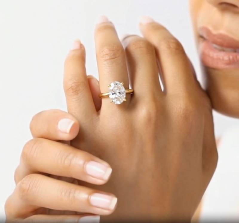 Oval Diamond Engagement Ring