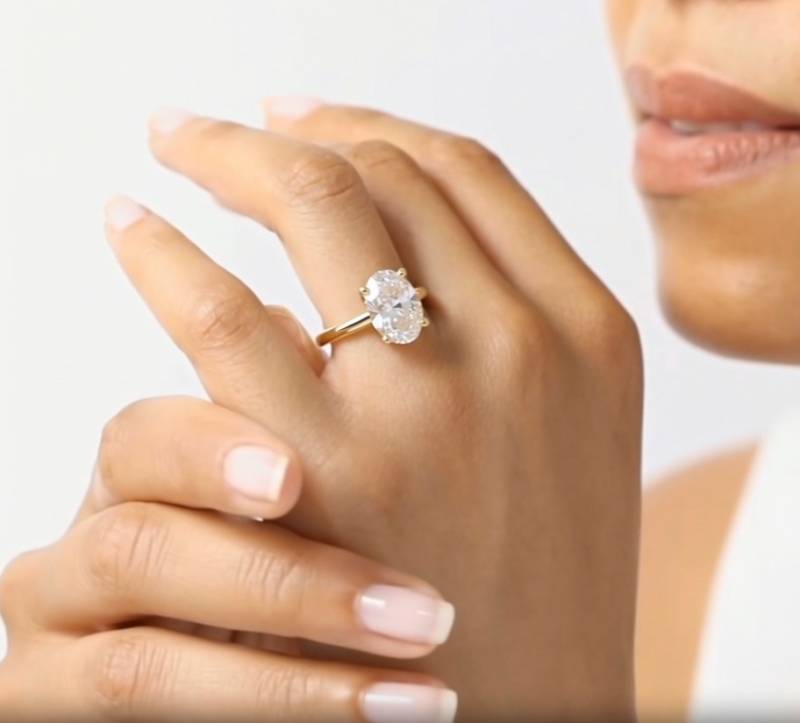 Oval Diamond Engagement Ring