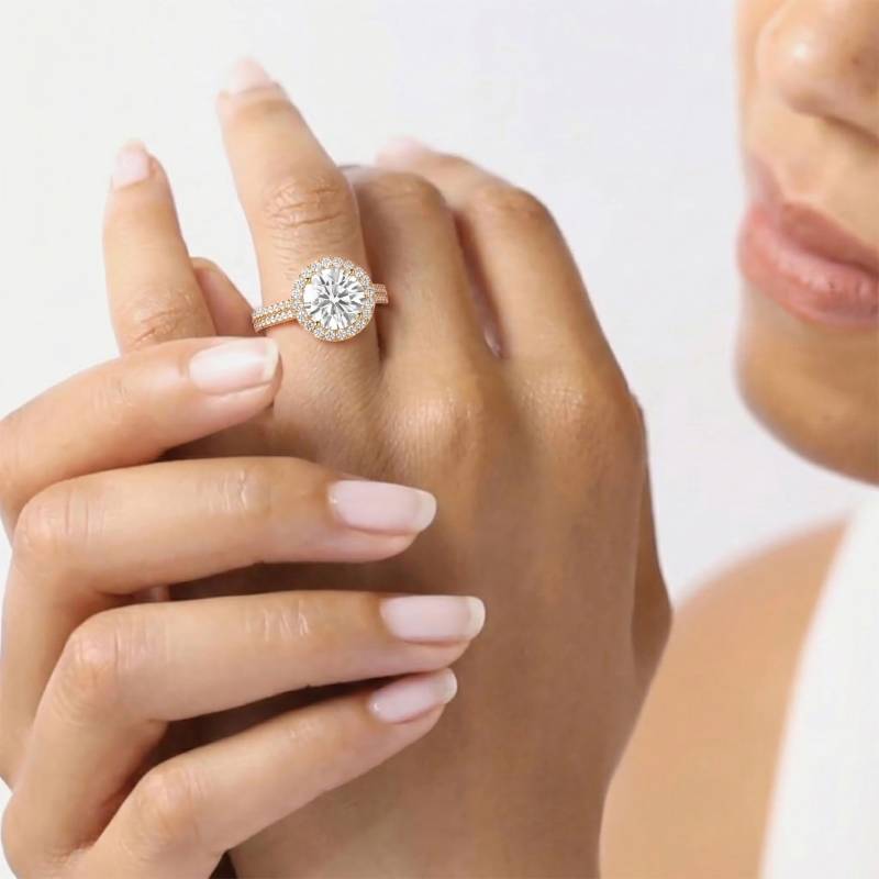 Round Diamond Halo Shoulder Set Ring