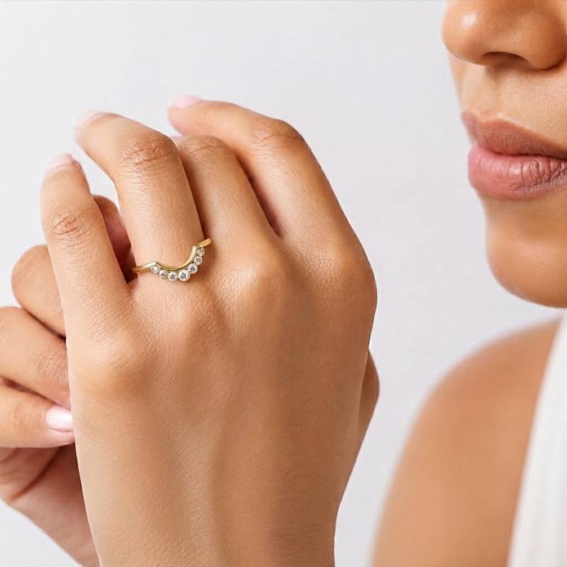 0.15ct VS/F-G Round Diamond Shaped Wedding Ring