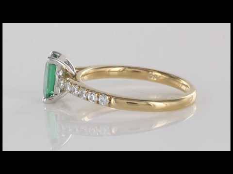 Emerald Diamond Shoulder Set Ring