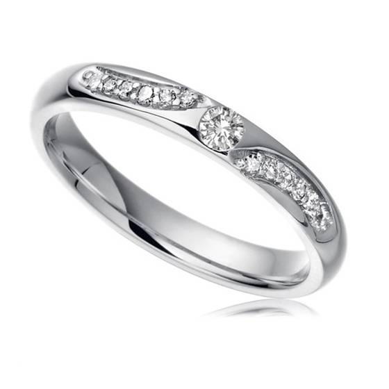 2.5mm Round Diamond Wedding Ring