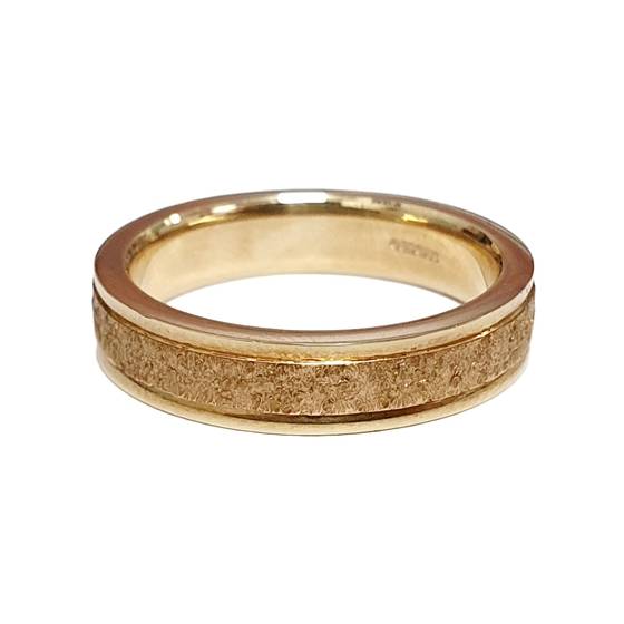 Two Tone Wedding Ring in 9k Yellow Gold