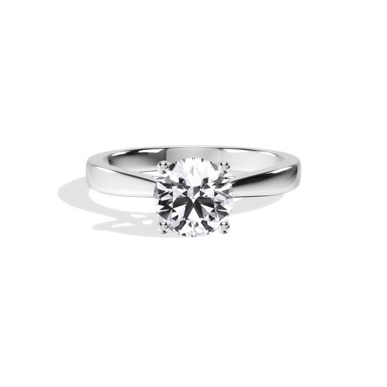 Elegant Round Diamond Engagement Ring