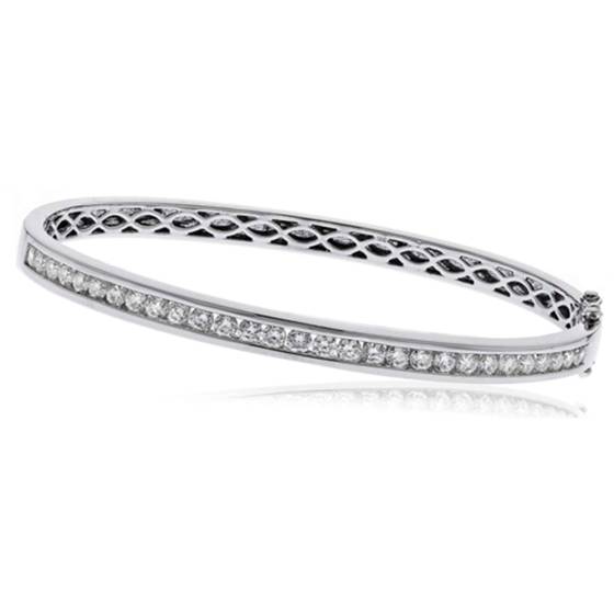 Elegant Round Diamond Set Bangle